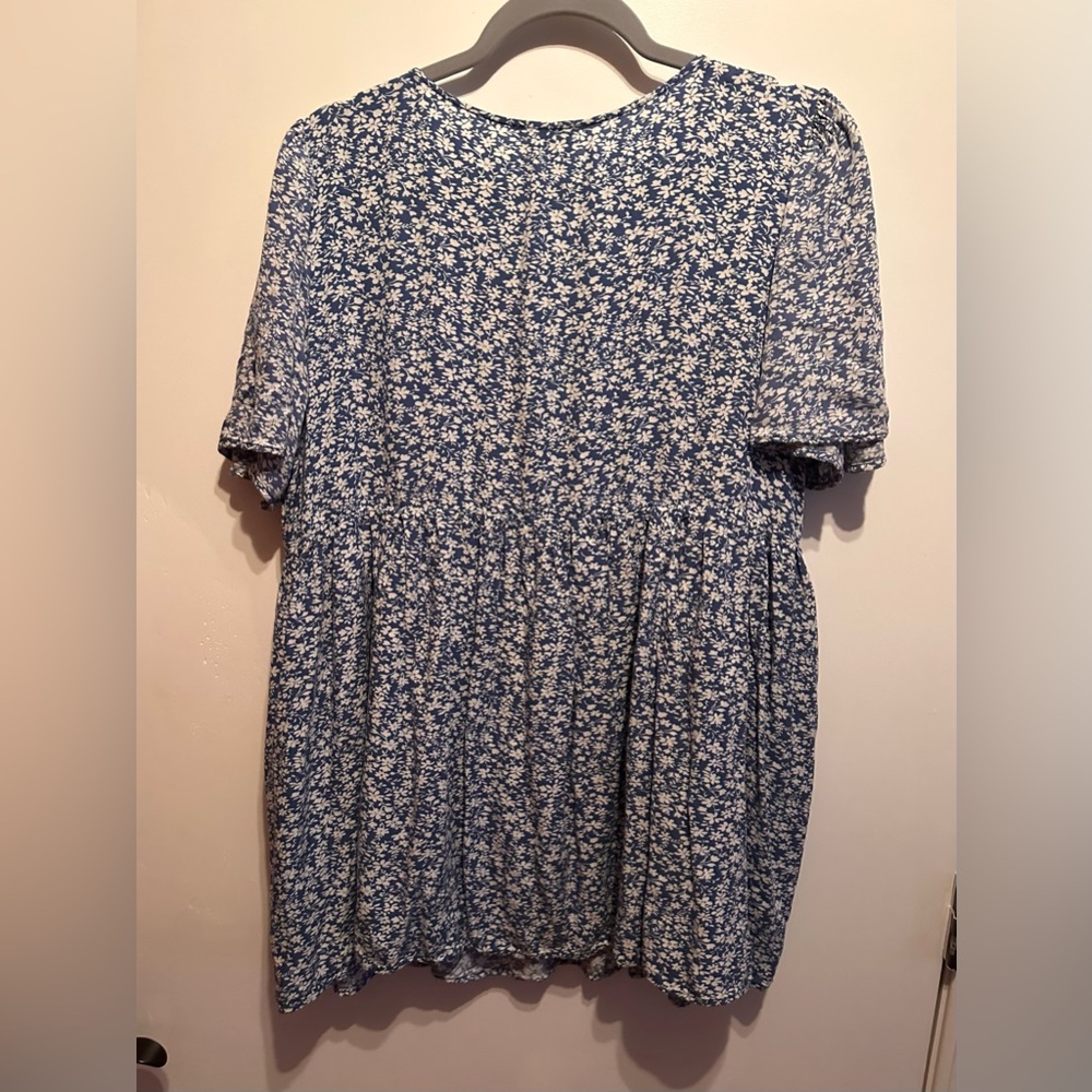 Blue Floral V-Neck Smocked Midi Dress